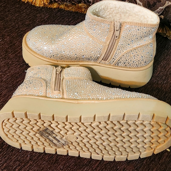 Wild Fable RhinestonePlatform Boots - Picture 3 of 5